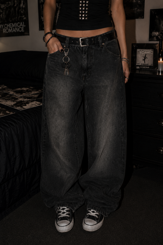 Low-Rise Wide-Leg Denim Jeans